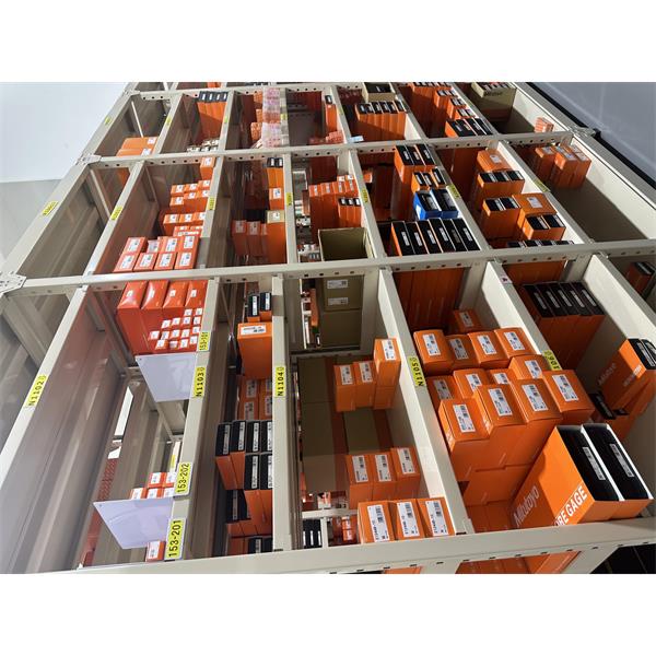 日本MITUTOYO三豐 標(biāo)準(zhǔn)千分表 2124AB-10